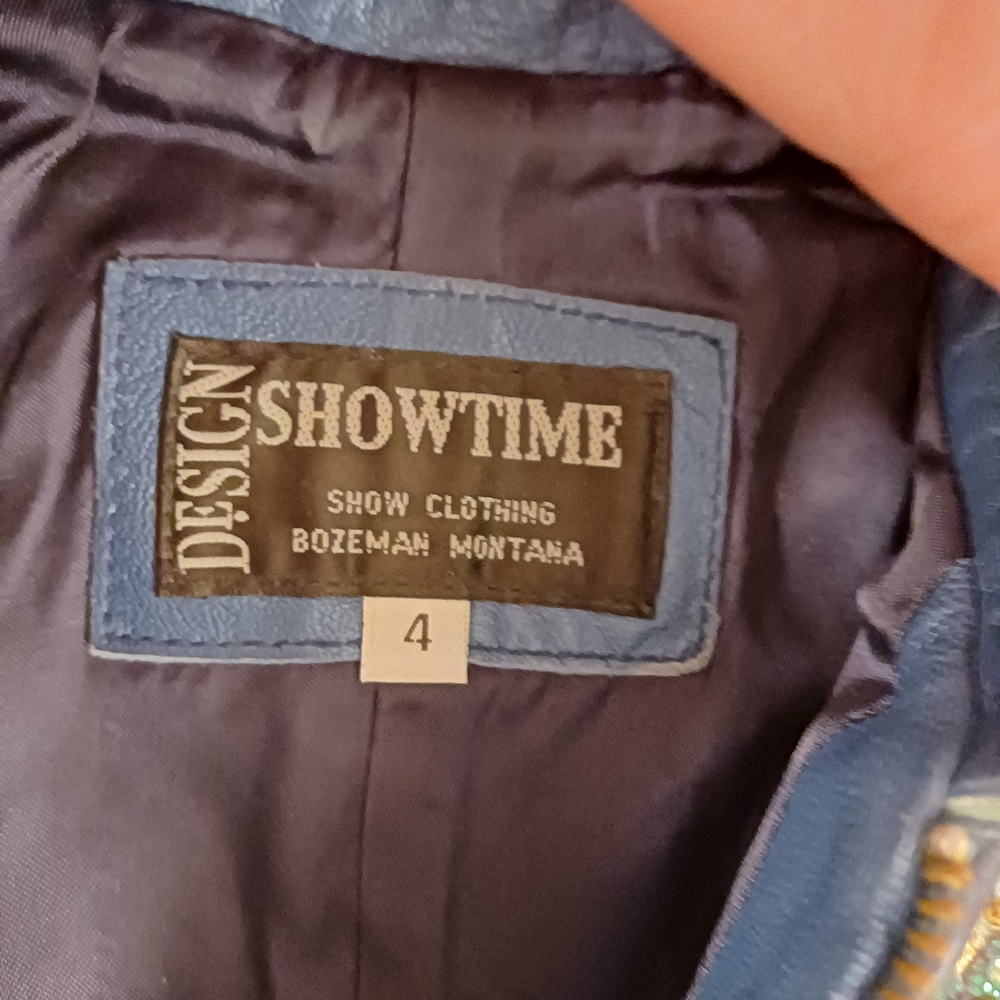 Showtime Collection Leather Rhinestone Vest - Picture 3 of 7